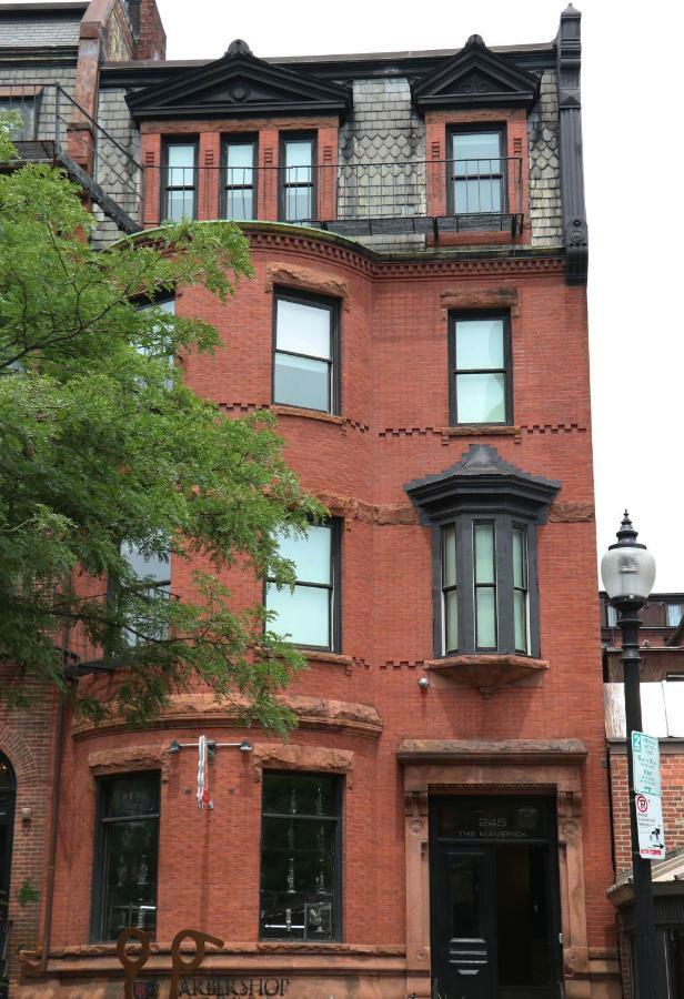 Stylish Newbury Street Studio, #11 Boston Exterior photo
