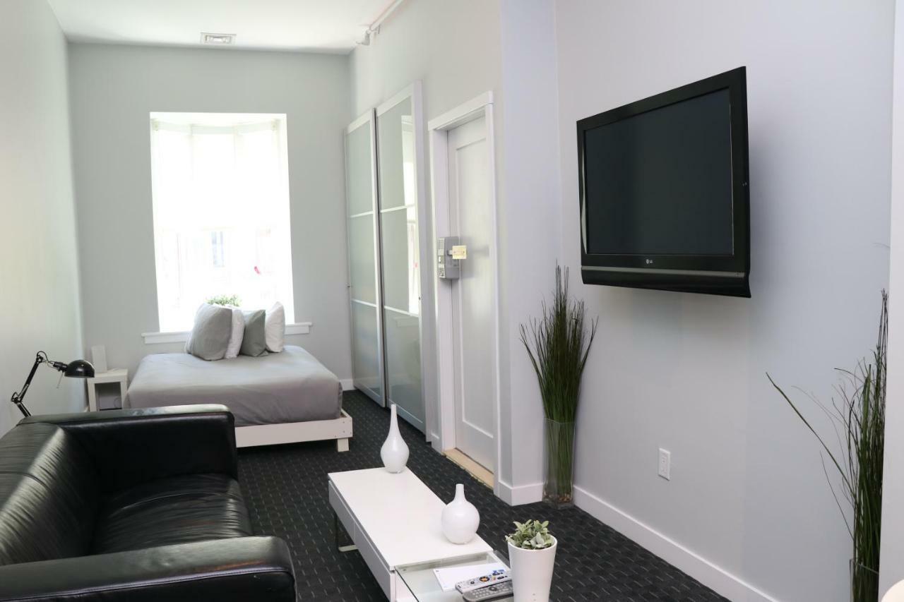 Stylish Newbury Street Studio, #11 Boston Exterior photo