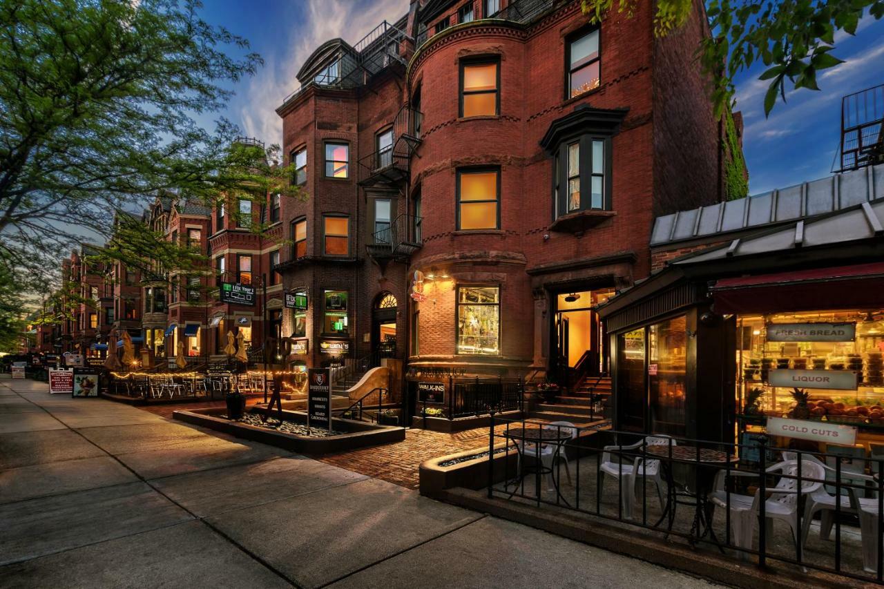 Stylish Newbury Street Studio, #11 Boston Exterior photo